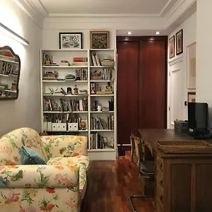 Grande Y Confortable Con Bano Privado Junto A Guggenheim Habitación en casa particular Bilbao